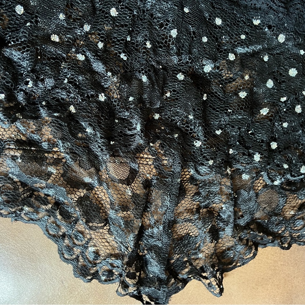 Women’s Alexia Admor Black Lace and Rhinestone Dress - Picture 2 of 8
